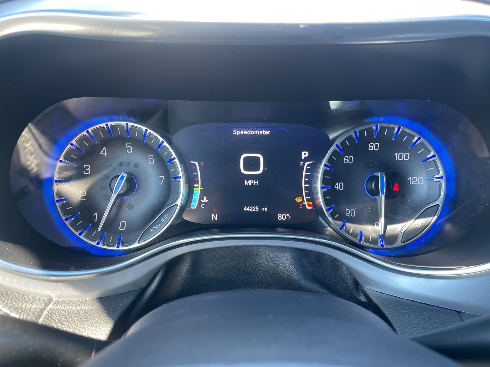 Used 2025 Chrysler Pacifica Limited FWD image 30