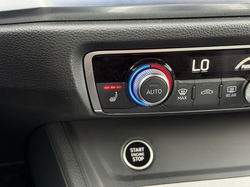 Used 2022 Audi Q3 2.0T Premium Plus w/ Premium Plus Package image 7