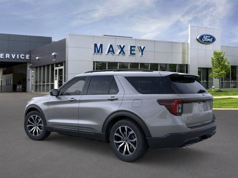 New 2026 Ford Explorer ST-Line image 4