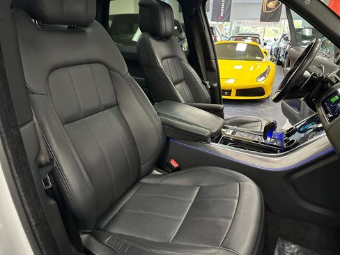 Used 2021 Land Rover Range Rover Sport HSE Silver Edition image 39