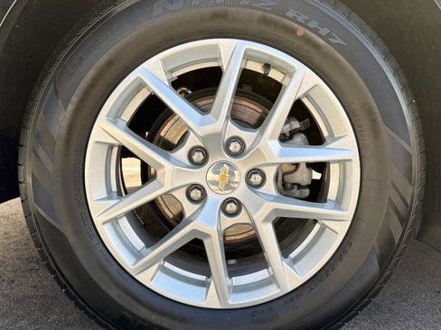 Used 2024 Chevrolet Equinox LS FWD image 23