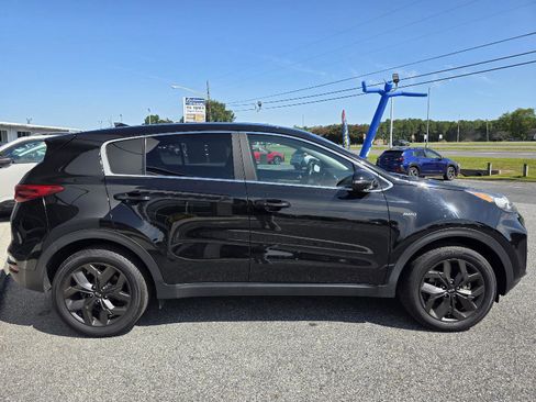 Used 2022 Kia Sportage LX w/ LX AWD Value Edition Package image 4