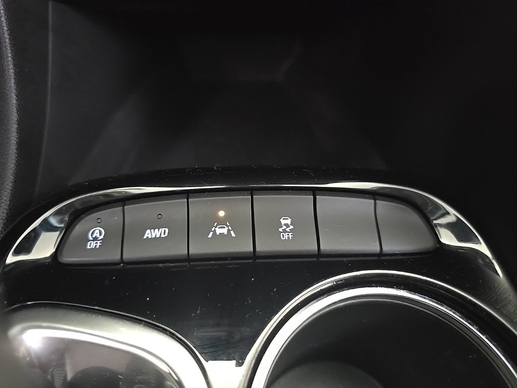 Used 2020 Buick Encore GX Select AWD/4WD image 28