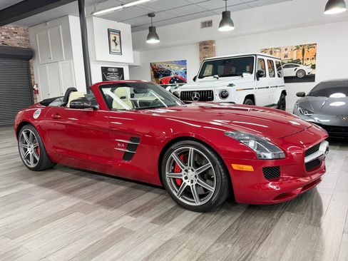 Used 2012 Mercedes-Benz SLS AMG Roadster image 9