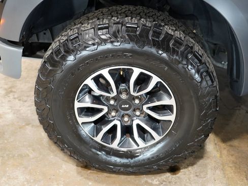 Used 2013 Ford F150 Raptor w/ Luxury Equipment Group image 65