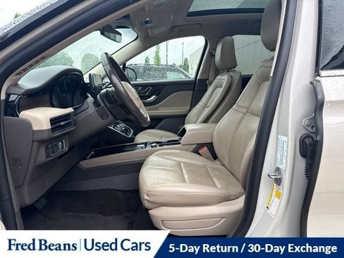 Used 2022 Lincoln Corsair Reserve w/ Equipment Group 201A AWD/4WD image 12