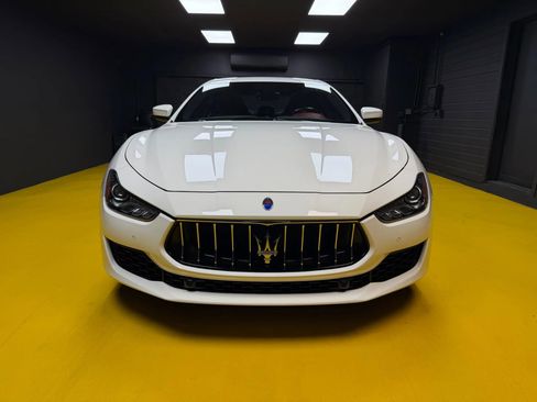 Used 2018 Maserati Ghibli S RWD image 2