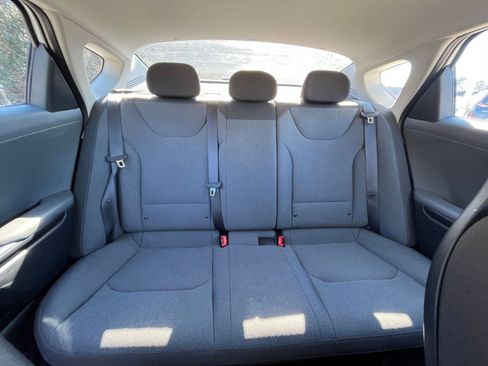 Used 2025 Kia K4 LXS image 36