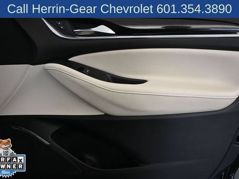 Used 2023 Buick Enclave Essence w/ Experience Buick Package FWD image 20