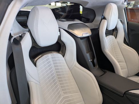 Used 2023 Chevrolet Corvette Stingray Premium Cpe w/ 3LT image 17