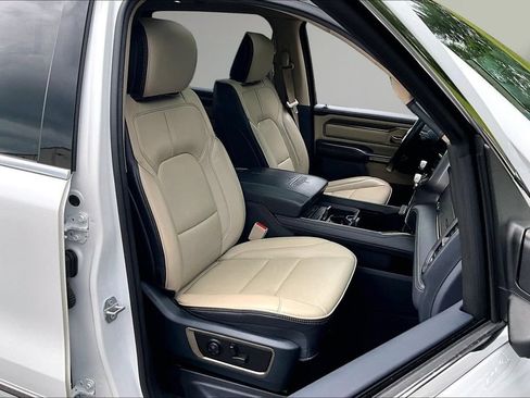Used 2021 RAM 1500 Limited AWD/4WD image 29