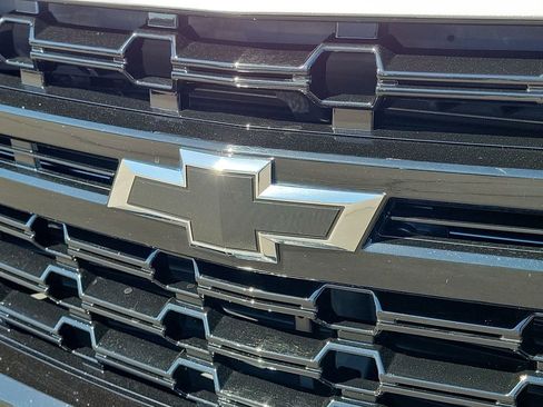 Used 2023 Chevrolet Tahoe Z71 image 31