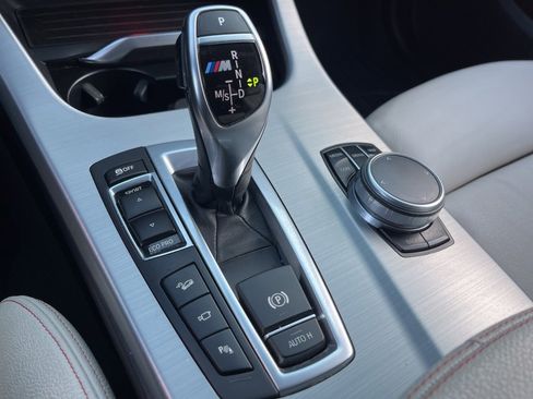 Used 2017 BMW X4 M40i image 5