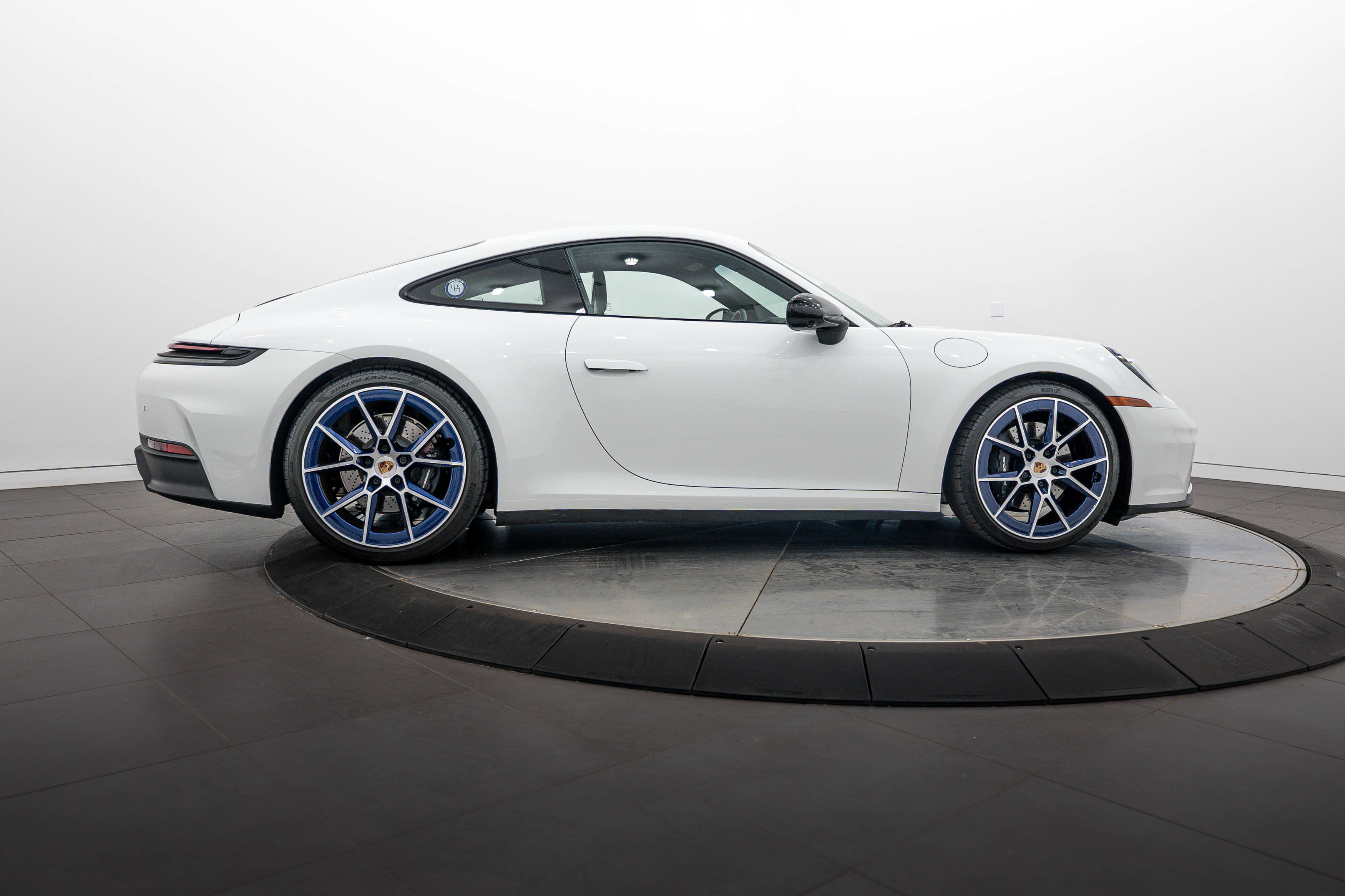 Certified 2026 Porsche 911 Carrera T RWD image 8