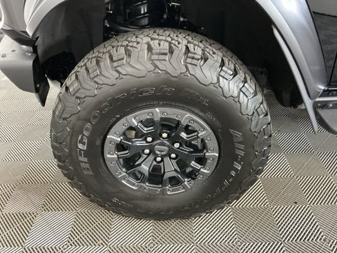 Used 2024 Ford Bronco Raptor w/ Interior Carbon Fiber Pack 6 AWD/4WD image 33