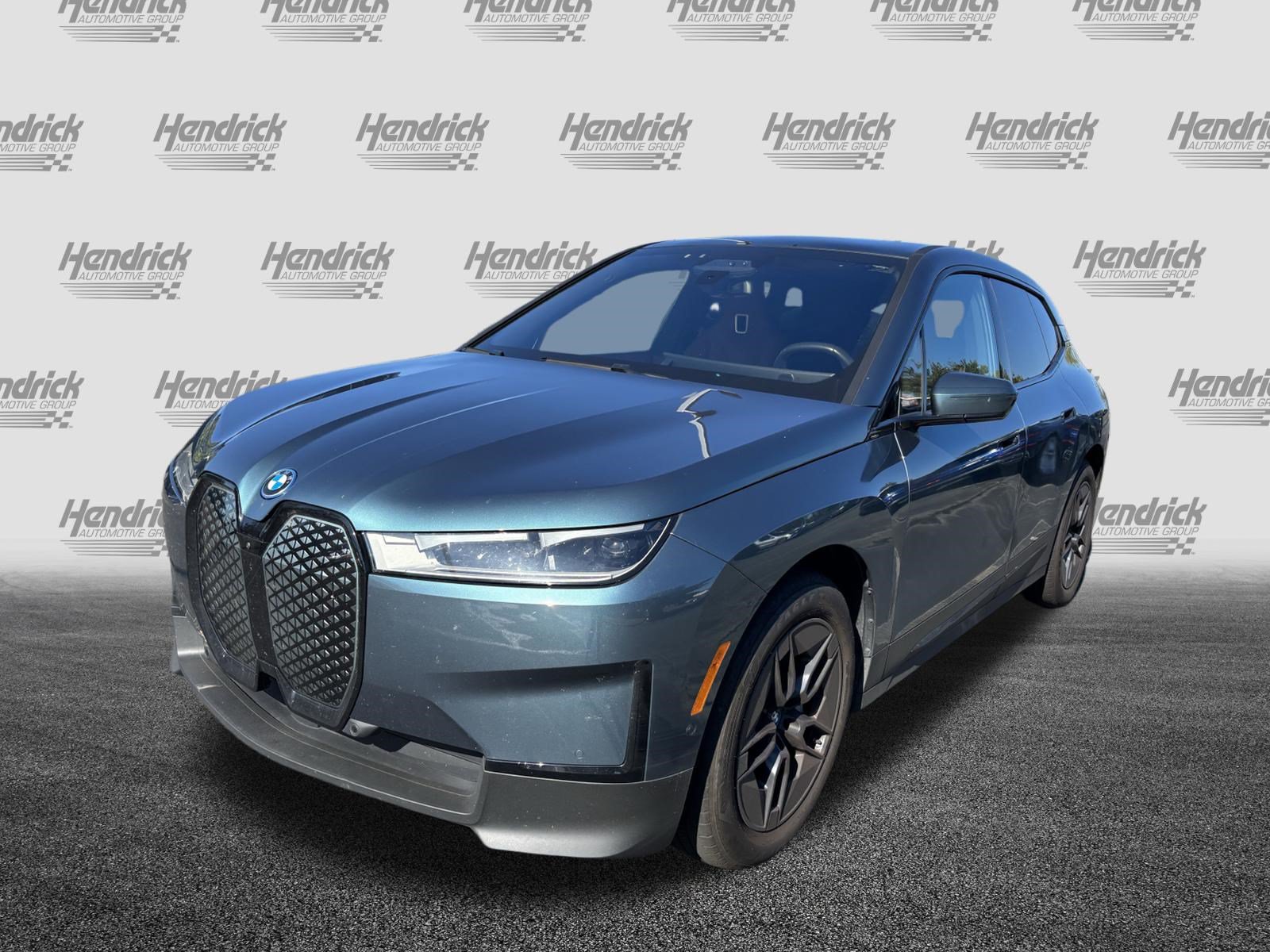 Certified 2024 BMW iX xDrive50 w/ Premium Package AWD/4WD image 5