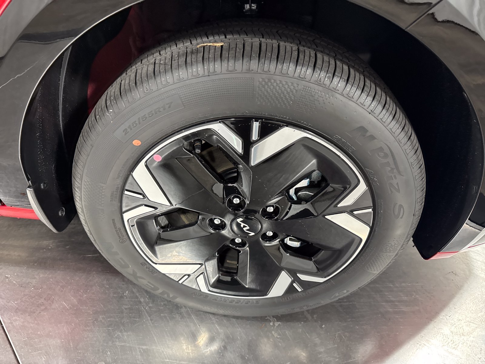 New 2026 Kia Niro Wind w/ Wind Preserve Package FWD image 8