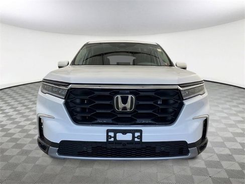 New 2025 Honda Pilot EX-L image 9
