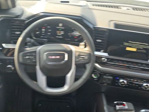 New 2026 GMC Sierra 1500 SLT image 13