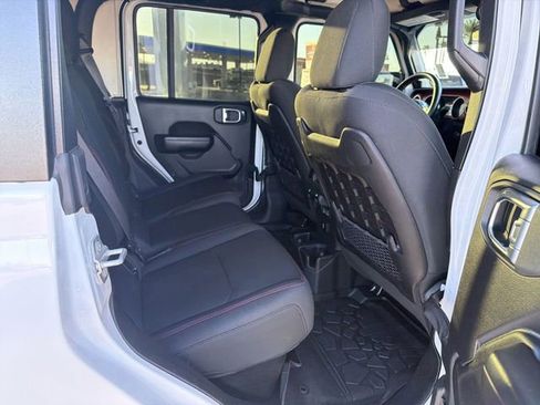 Used 2021 Jeep Gladiator Rubicon w/ Trailer Tow Package image 28