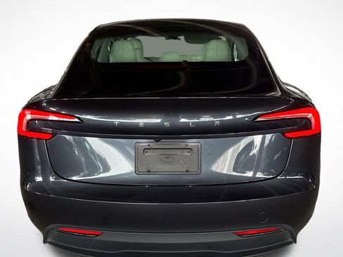 Used 2024 Tesla Model 3 Standard Range image 5