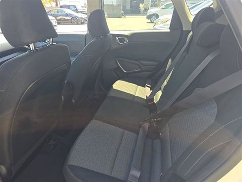 Used 2021 Kia Soul S FWD image 11