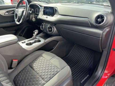 Used 2019 Chevrolet Blazer LT image 27