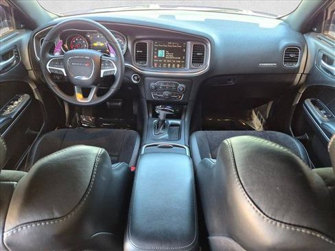 Used 2016 Dodge Charger R/T RWD image 18