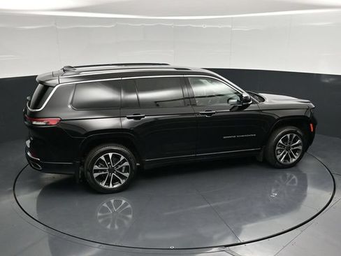 Used 2022 Jeep Grand Cherokee L Overland w/ Luxury Tech Group IV AWD/4WD image 50