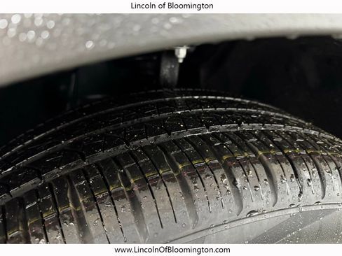 New 2026 Lincoln Aviator AWD image 10