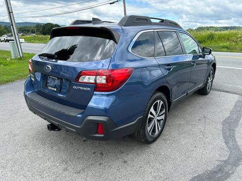 Used 2019 Subaru Outback 2.5i Limited AWD/4WD image 8
