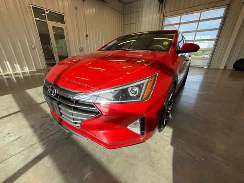 Used 2020 Hyundai Elantra SEL image 10