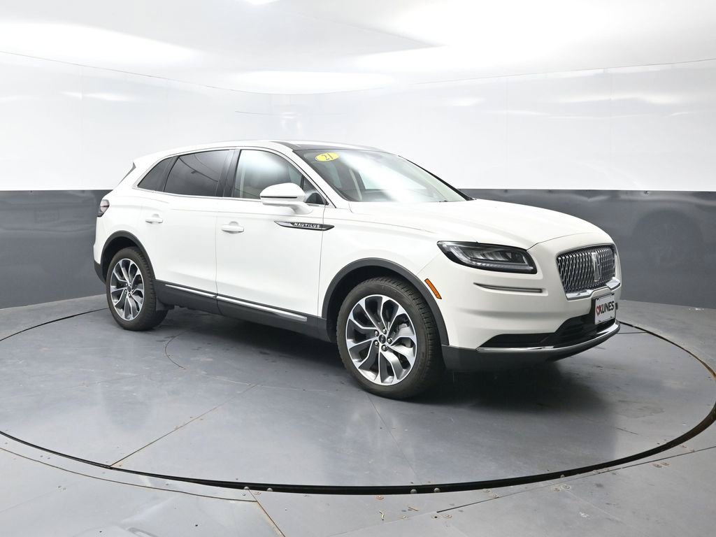 Used 2021 Lincoln Nautilus Reserve AWD/4WD image 6