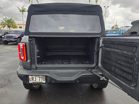 Used 2023 Ford Bronco Badlands image 12