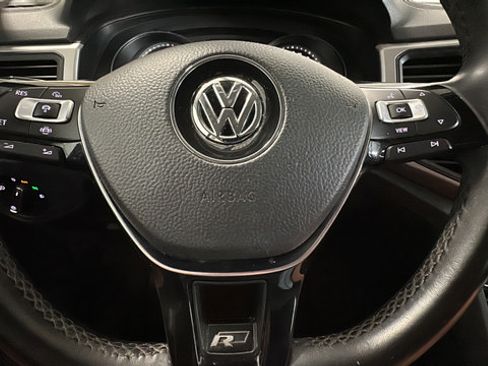Used 2020 Volkswagen Atlas SE w/ Towing Package AWD/4WD image 15