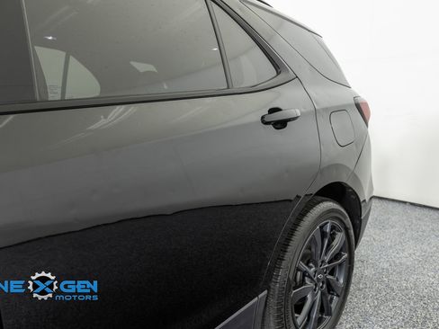 Used 2023 Chevrolet Equinox RS image 51