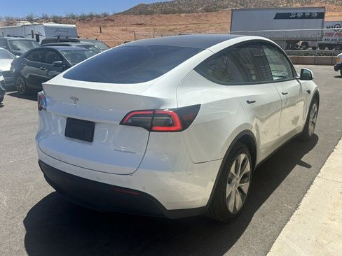 Used 2020 Tesla Model Y Long Range AWD/4WD image 3