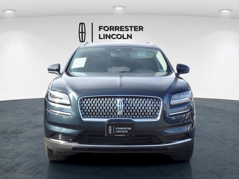Used 2022 Lincoln Nautilus AWD image 8