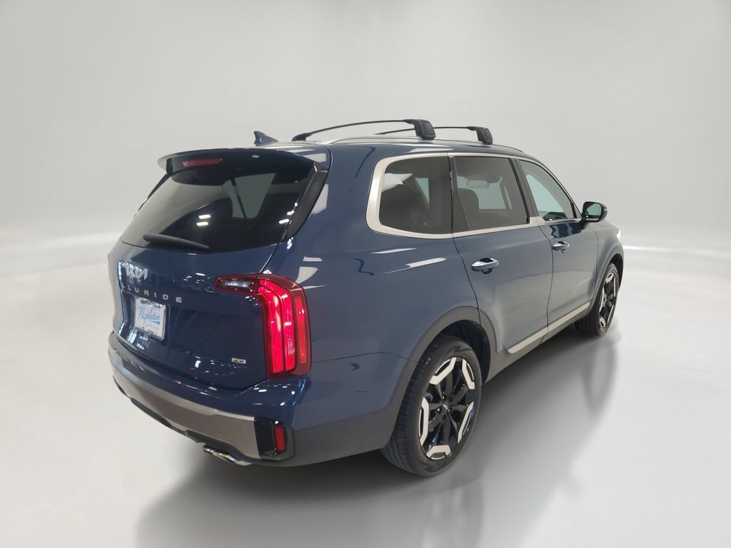 Used 2025 Kia Telluride S AWD/4WD image 4