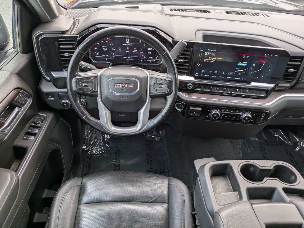 Used 2025 GMC Sierra 1500 SLT RWD image 16