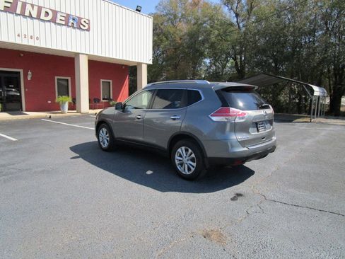 Used 2017 Nissan Rogue SL w/ SL Premium Package image 4