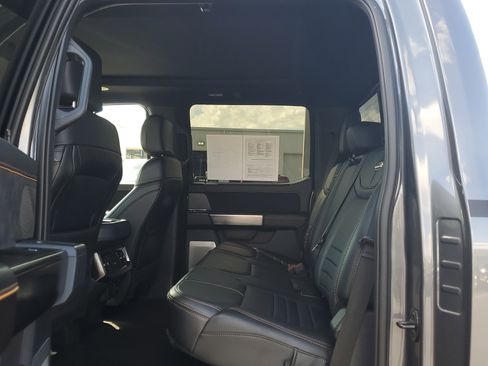 Certified 2023 Ford F250 Platinum image 12