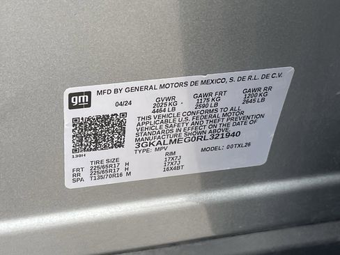 Used 2024 GMC Terrain SLE image 35