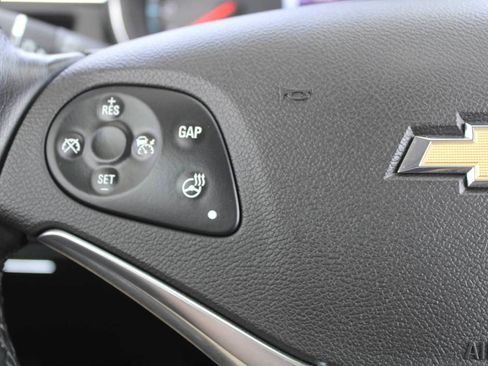 Certified 2018 Chevrolet Impala Premier w/ Premier Confidence Package FWD image 15