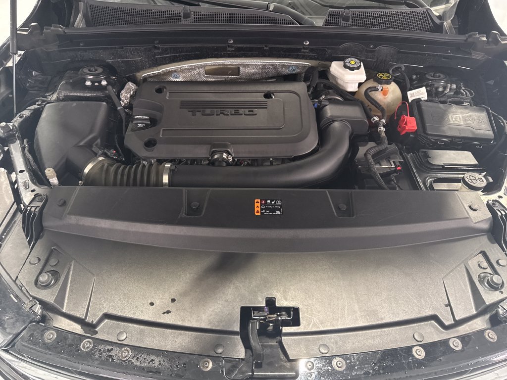 Used 2023 Buick Envision Essence w/ Sport Touring Package FWD image 46