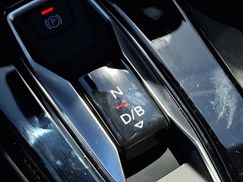 New 2027 Audi Q6 e-tron Premium Plus AWD/4WD image 13