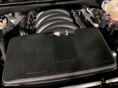 Used 2024 GMC Yukon Denali Ultimate AWD/4WD image 32