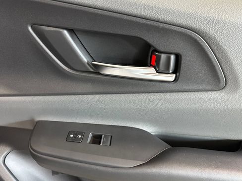 New 2027 Toyota Prius XLE FWD image 20