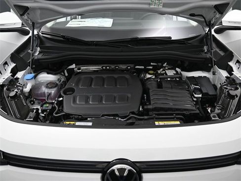 New 2026 Volkswagen Tiguan SE image 15