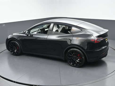 Used 2022 Tesla Model Y Performance AWD/4WD image 43